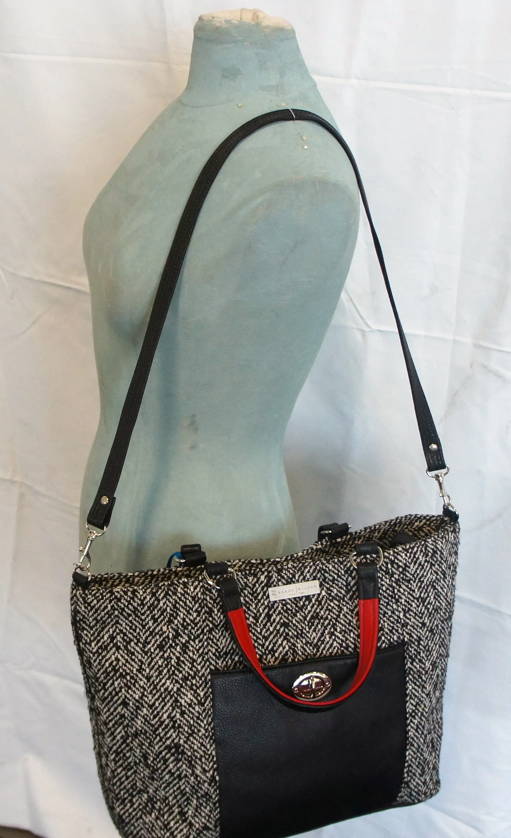 3039-Winter Wool Tote