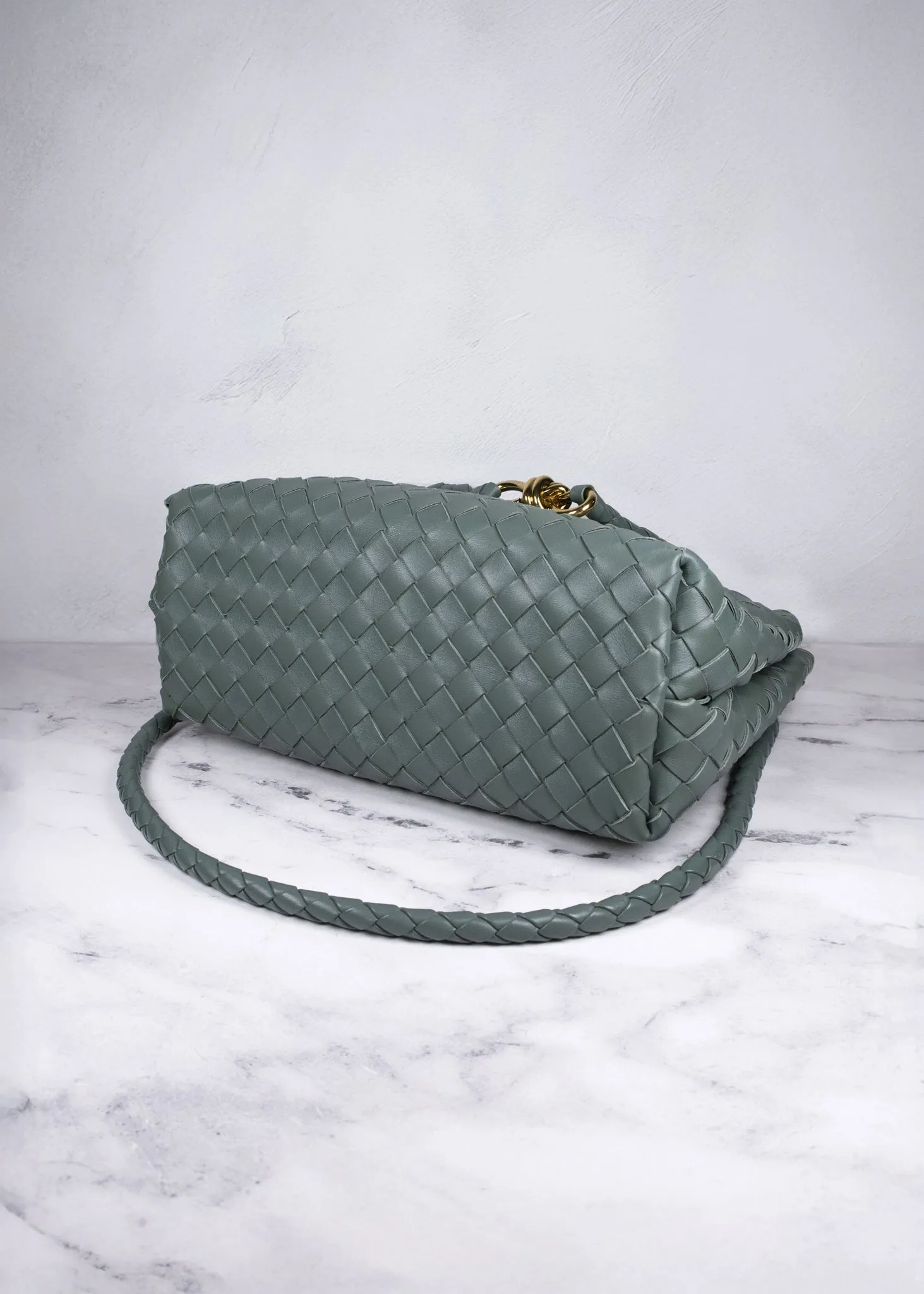 Bottega Veneta Andiamo Medium Shoulder Bag In Aloe