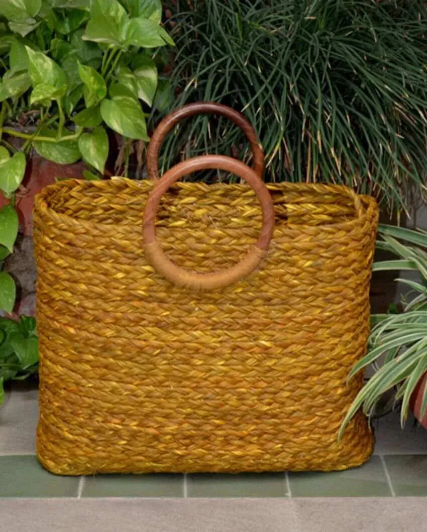 Charming Sabai Grass Hand Bag With Wooden Handle