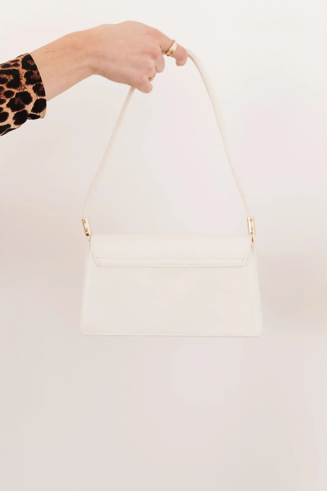 Chelsea Shoulder Bag in White