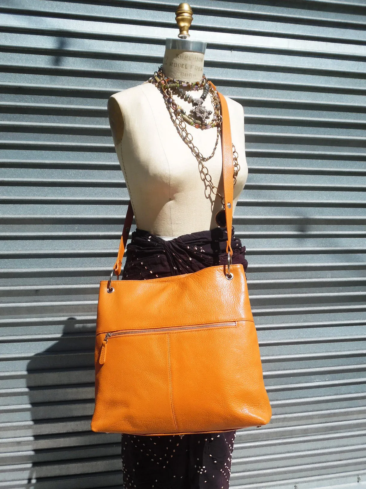 Gapock X Crossbody Bag Pebble Grain Leather Chocolate