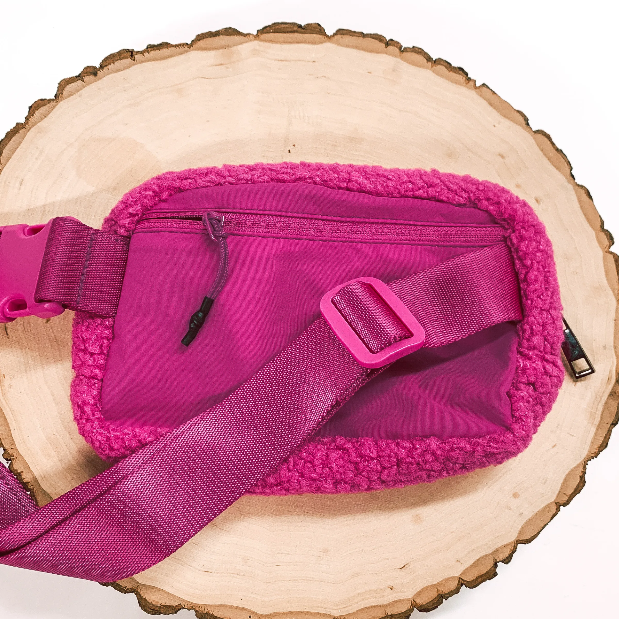 Headed to Aspen Sherpa Fanny Pack in Fuchsia