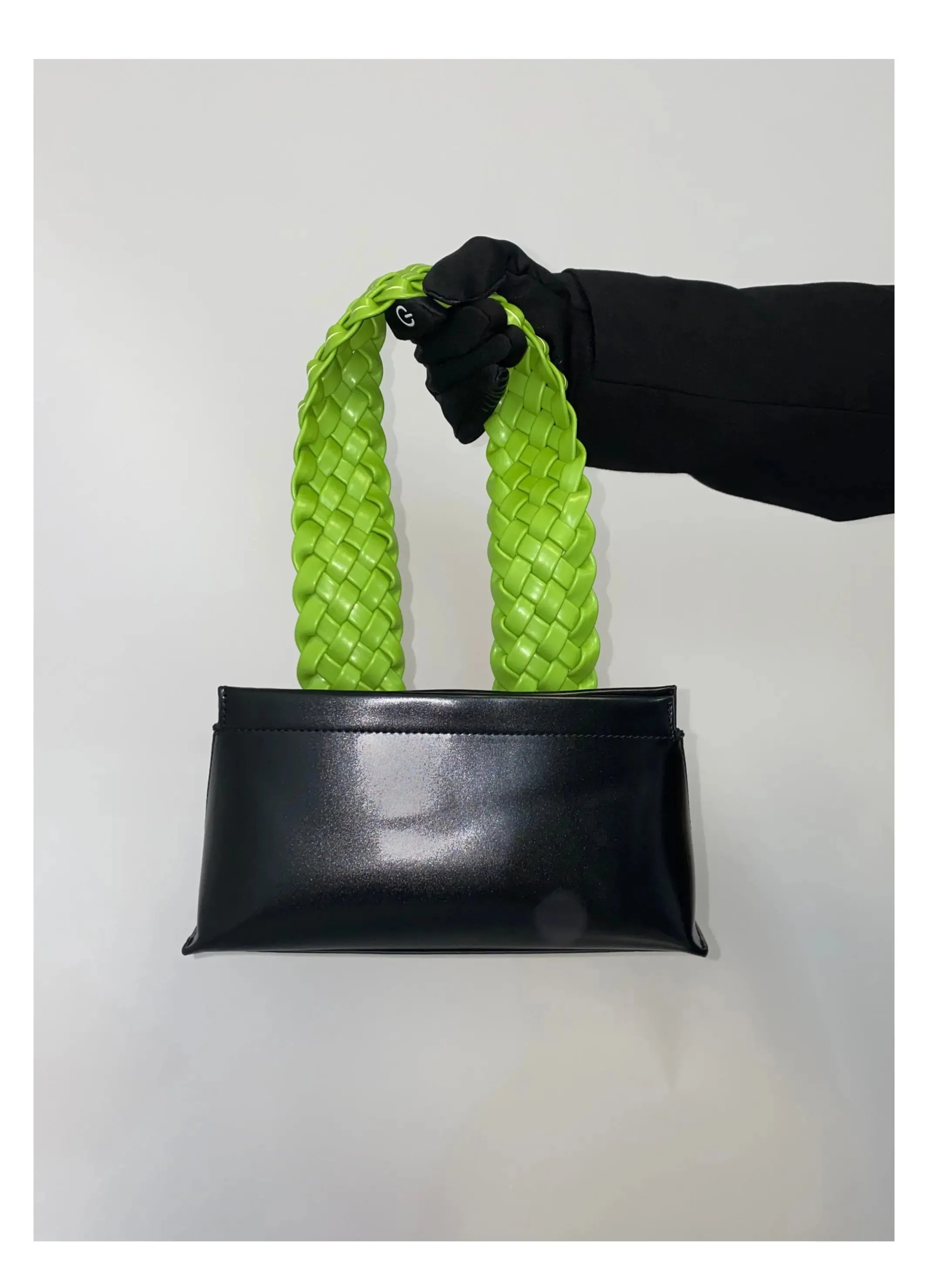 Portable Weaving   Shoulder Bag