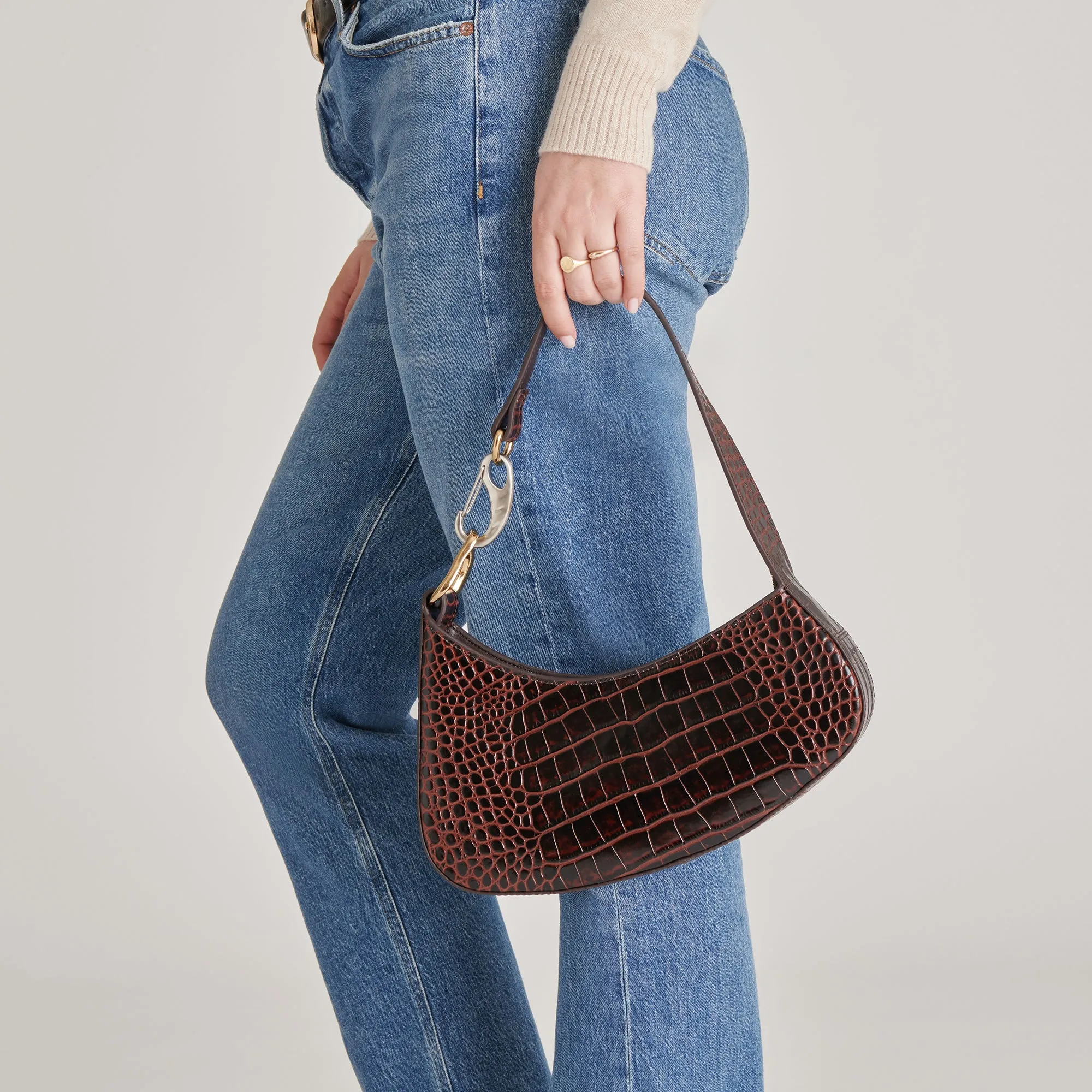 SKYLAR SHOULDER BAG CHOCOLATE CROCO LEATHER