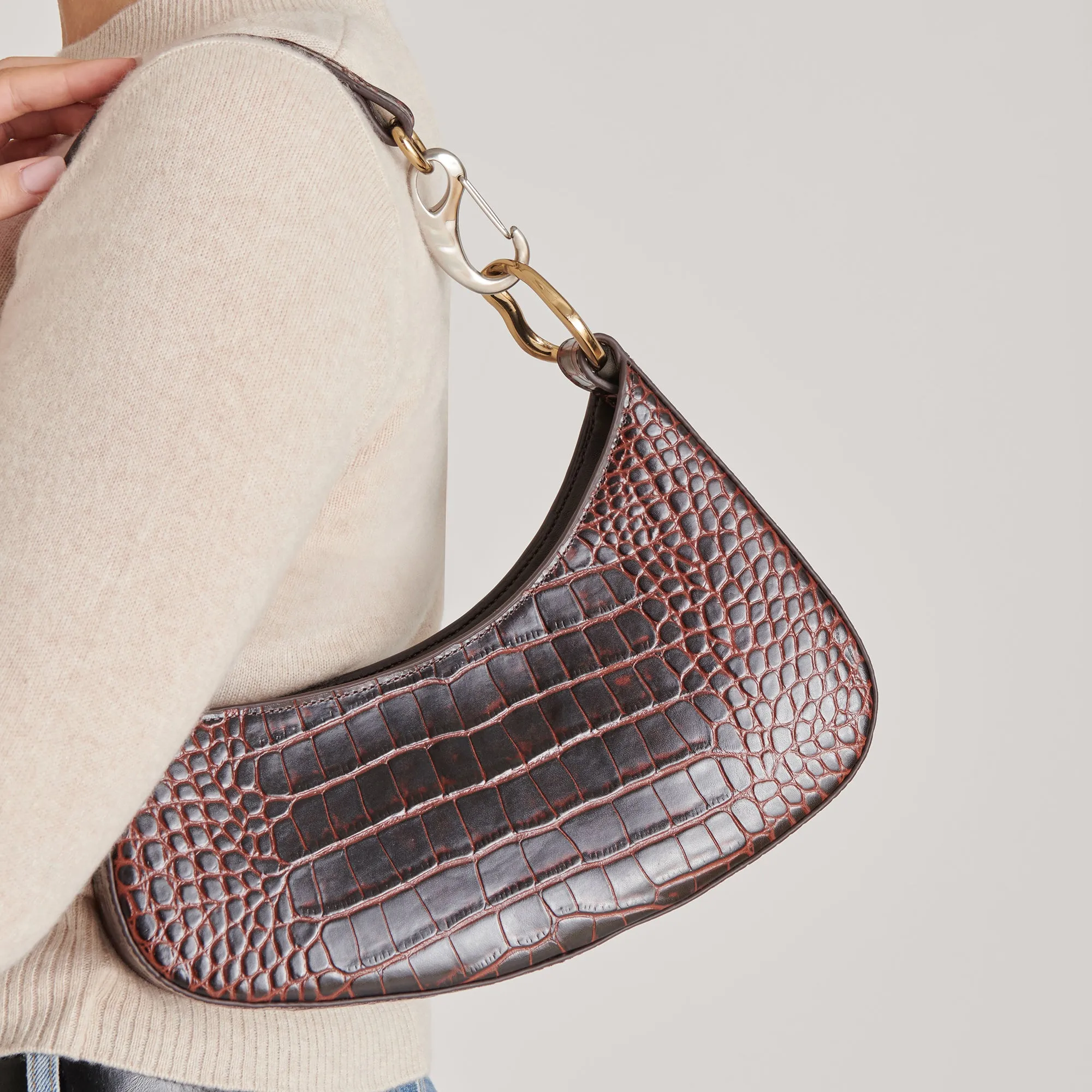 SKYLAR SHOULDER BAG CHOCOLATE CROCO LEATHER